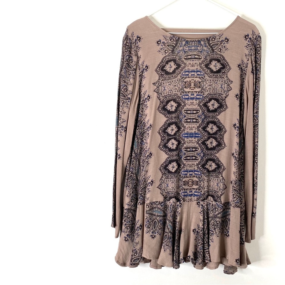 Women’s Long-Sleeve Taupe Paisley Swing Dress